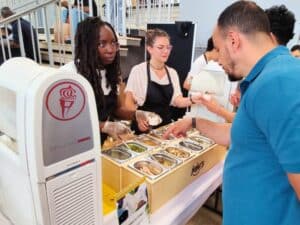 evento-empresa-yogur-helado-9 Evento Yogur helado - Frozen Yogurt en empres y en tienda