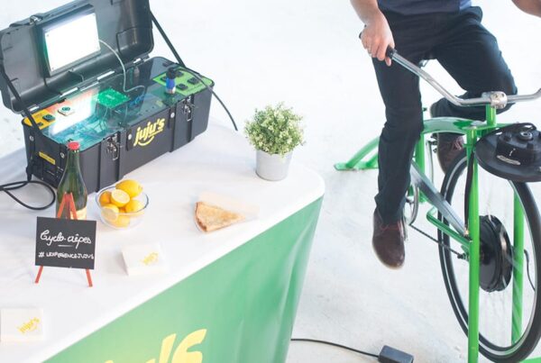 Evento Cyclo What - Bicicleta Generadora de Electricidad